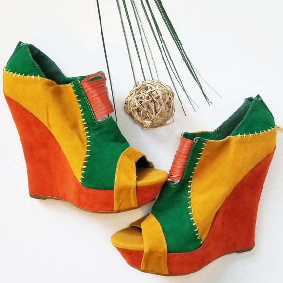 BERTINNI ORANGE & GREEN LACED WEDGES - Picture 1 of 8